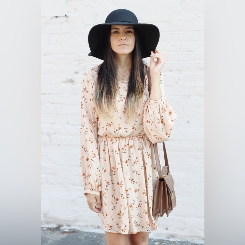 Long Sleeve Slit Back Floral Dress